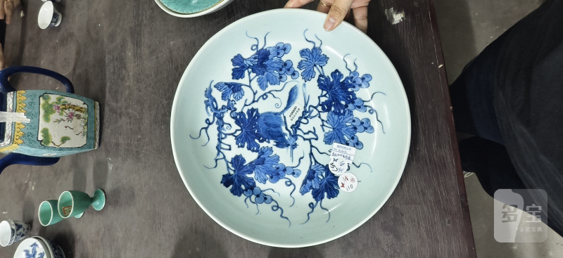 清 青花松鼠葡萄纹盘 - 图3